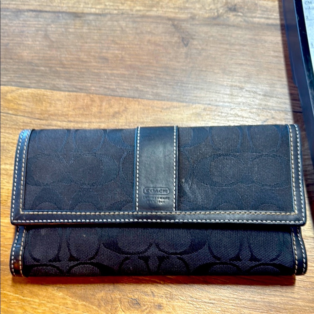 Coach Signature Black Wallet